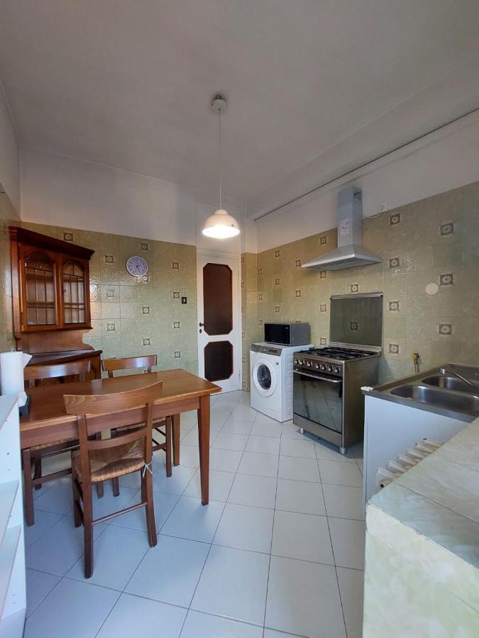 12Min Da Roma Centro Stanza Grande E Luminosa Hotel Ciampino Exterior foto